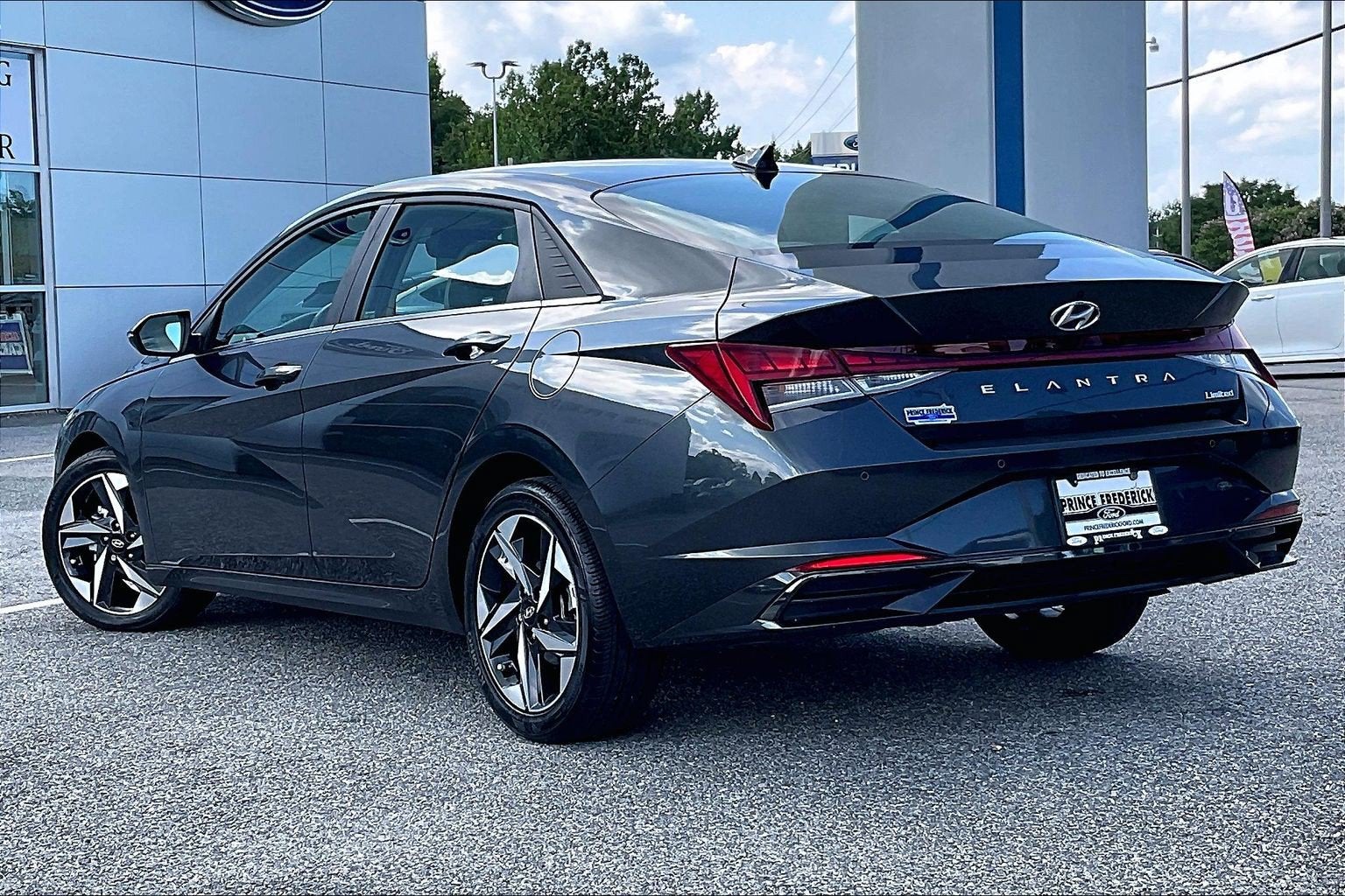 2023 Hyundai Elantra Limited