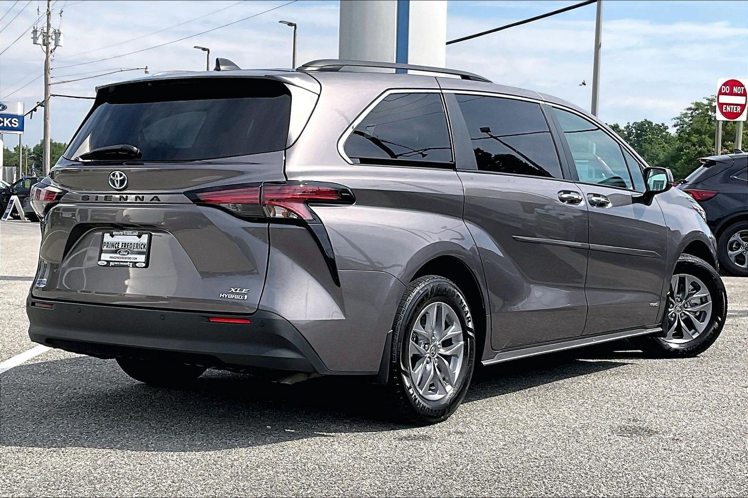 2021 Toyota Sienna XLE