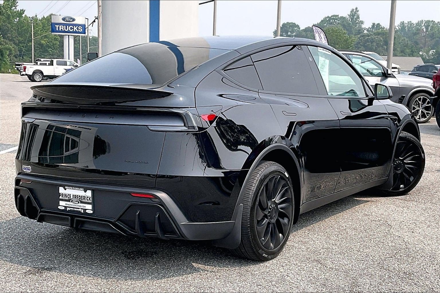 2026 Tesla Model Y AWD