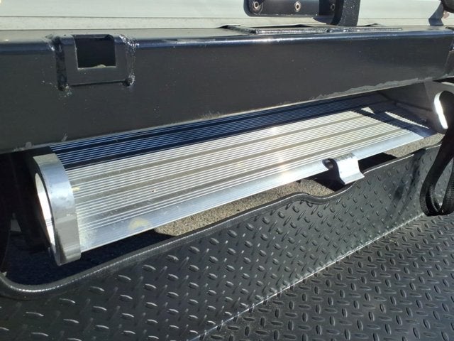 2027 Ford E-450 W/ 14' Box Van E-450 DRW