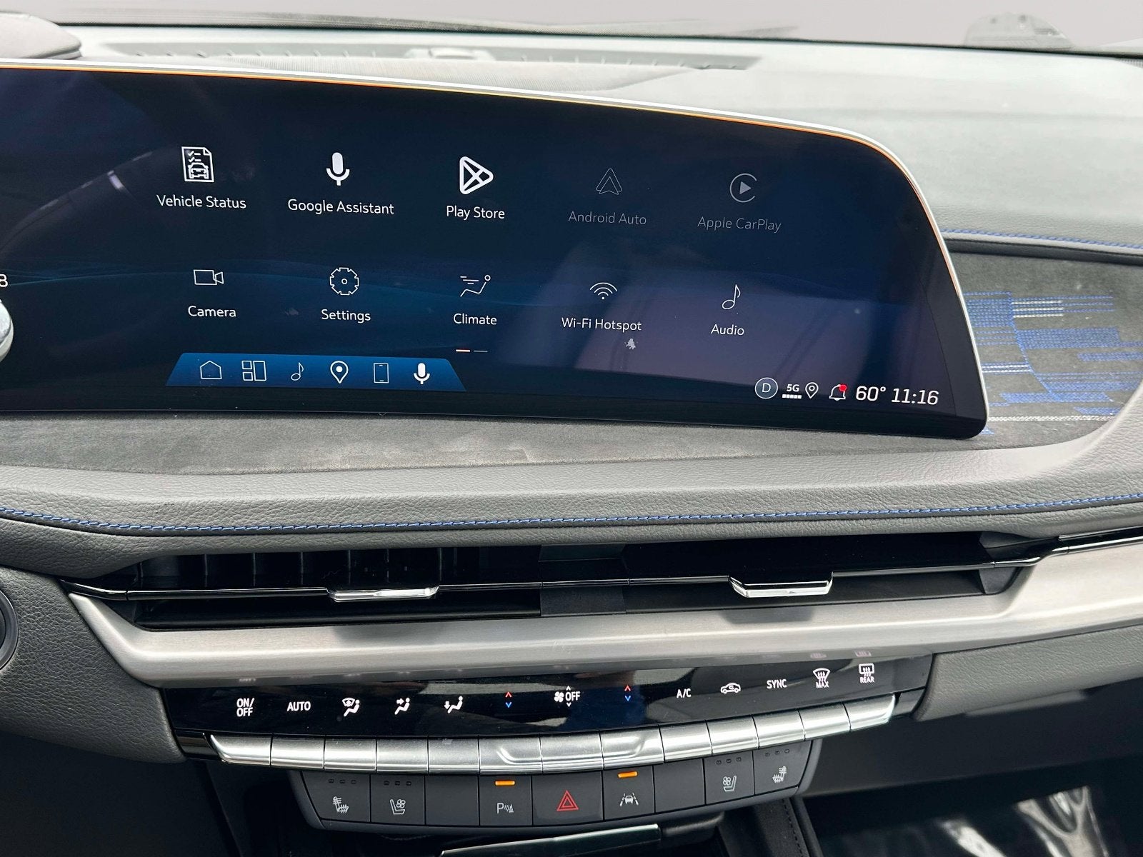 2025 Cadillac XT4 AWD Sport