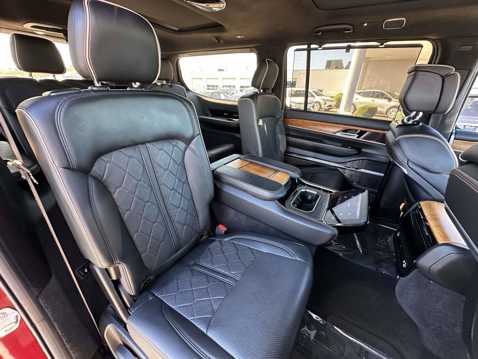 2022 Jeep Grand Wagoneer Series III 4x4