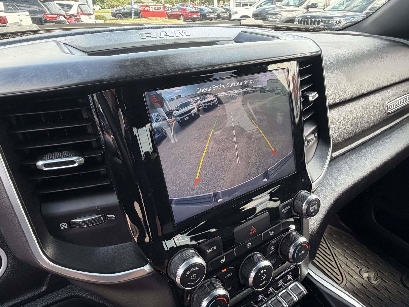 2022 RAM 1500 Big Horn Crew Cab 4x4 5'7' Box