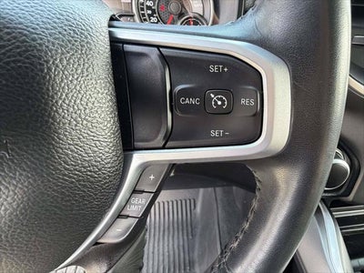 2022 RAM 1500 Big Horn Crew Cab 4x4 5'7' Box