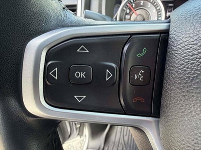 2022 RAM 1500 Big Horn Crew Cab 4x4 5'7' Box