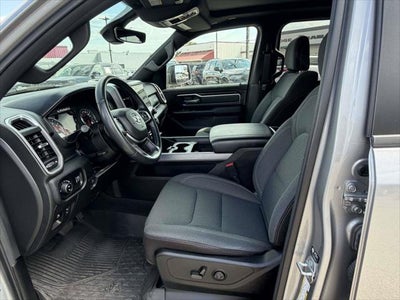 2022 RAM 1500 Big Horn Crew Cab 4x4 5'7' Box