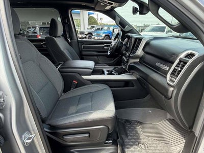 2022 RAM 1500 Big Horn Crew Cab 4x4 5'7' Box