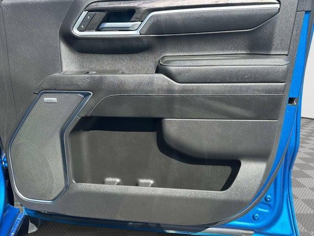 2022 Chevrolet Silverado 1500 4WD Crew Cab Short Bed LTZ