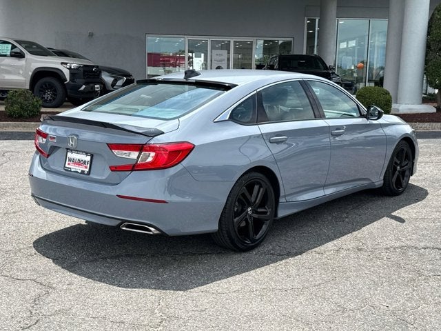 1HGCV1F36NA083765