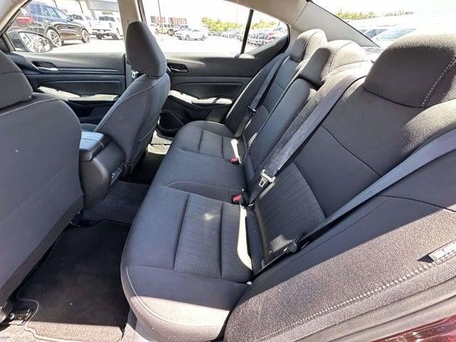 2024 Nissan Altima SV FWD