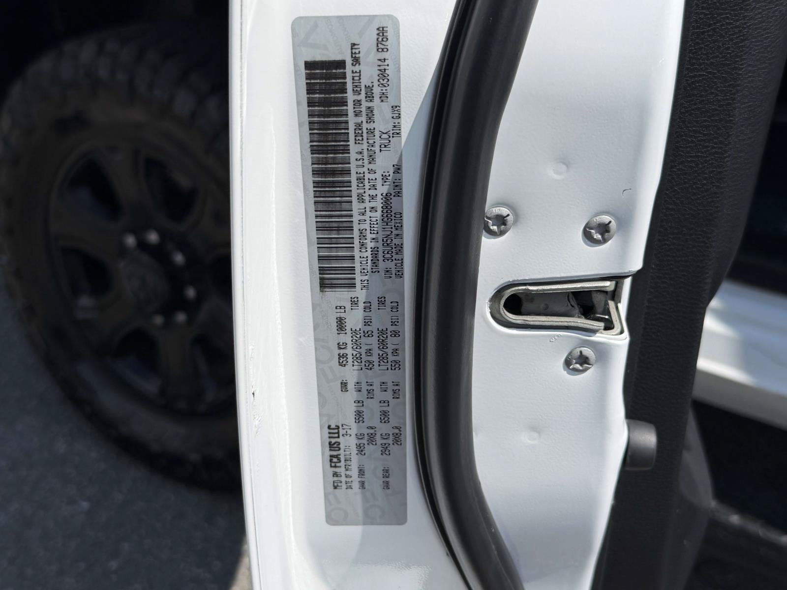 2017 RAM 2500 Laramie Mega Cab 4x4 6'4' Box