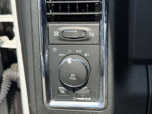 2017 RAM 2500 Laramie Mega Cab 4x4 6'4' Box
