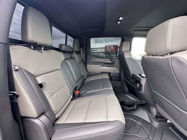 2026 Chevrolet Silverado 1500 4WD Crew Cab Short Bed ZR2