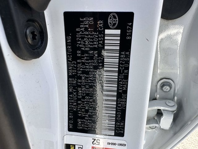 2024 Toyota Camry SE