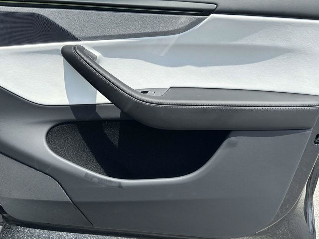 2026 Tesla Model Y All-Wheel Drive