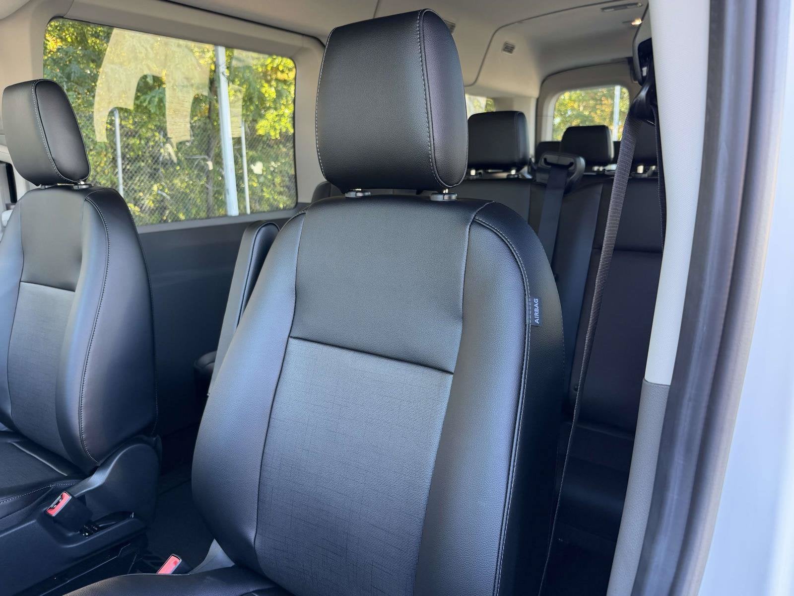 2027 Ford Transit Passenger Wagon XL