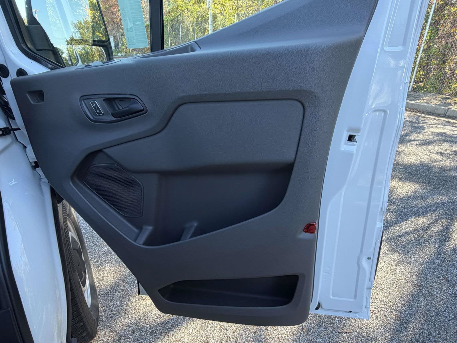 2027 Ford Transit Passenger Wagon XL