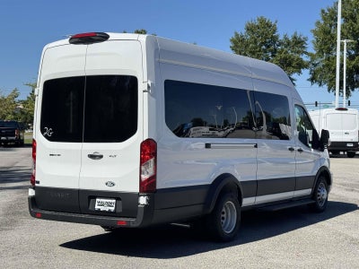 2027 Ford Transit Passenger Wagon XLT