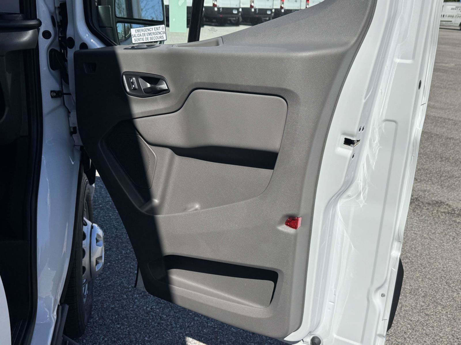 2027 Ford Transit Passenger Wagon XLT