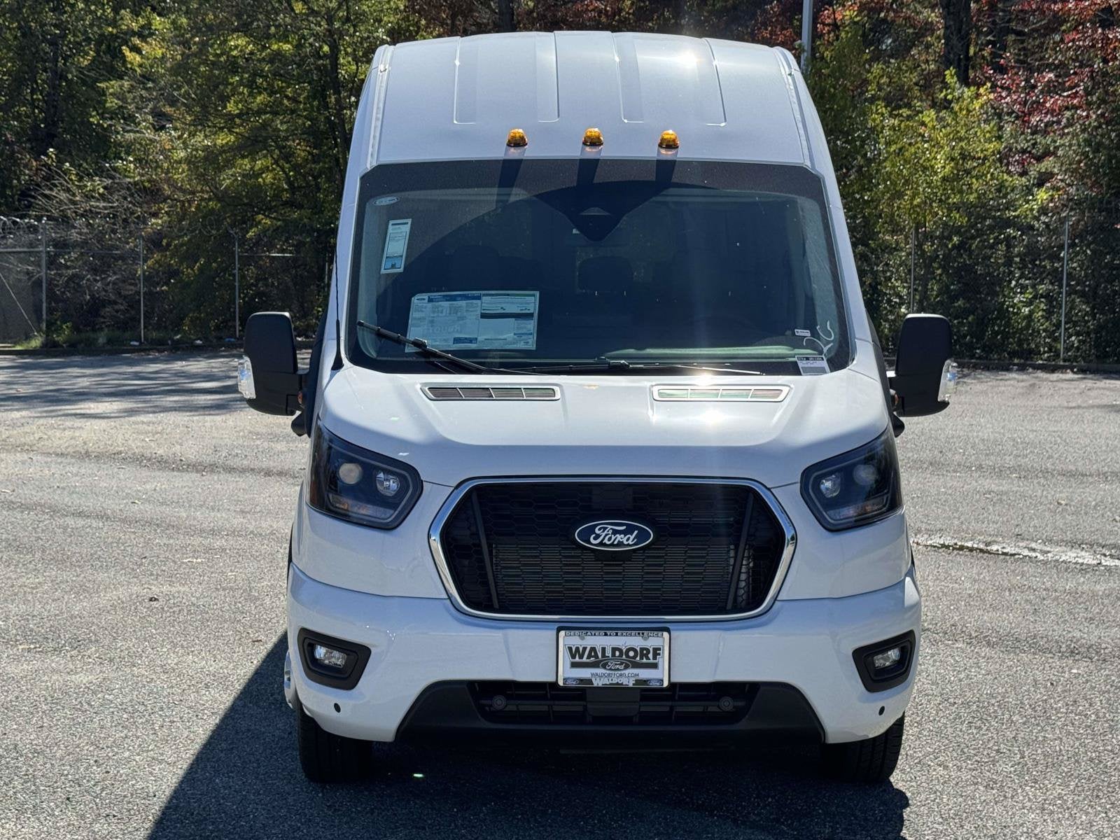 2027 Ford Transit Passenger Wagon XLT