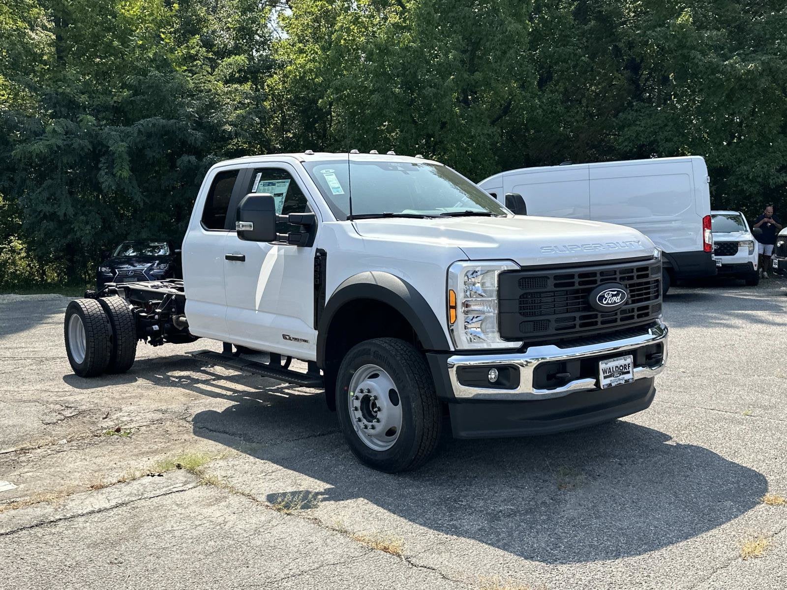 2027 Ford F-450 Super Duty Chassis Cab XL