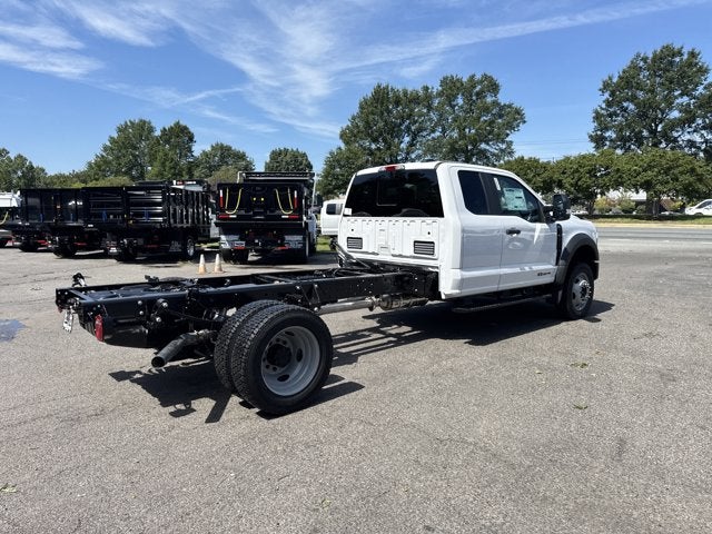 2027 Ford Super Duty F-450 DRW XL