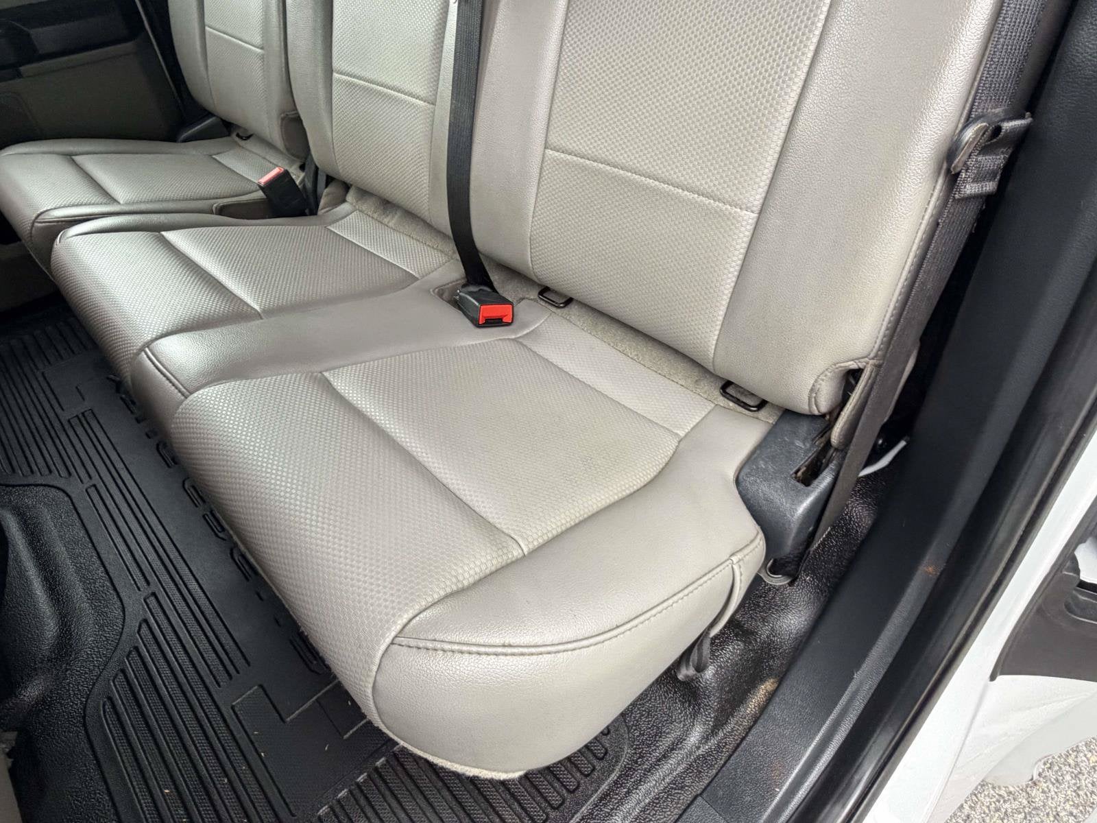 2022 Ford Super Duty F-550 DRW XL