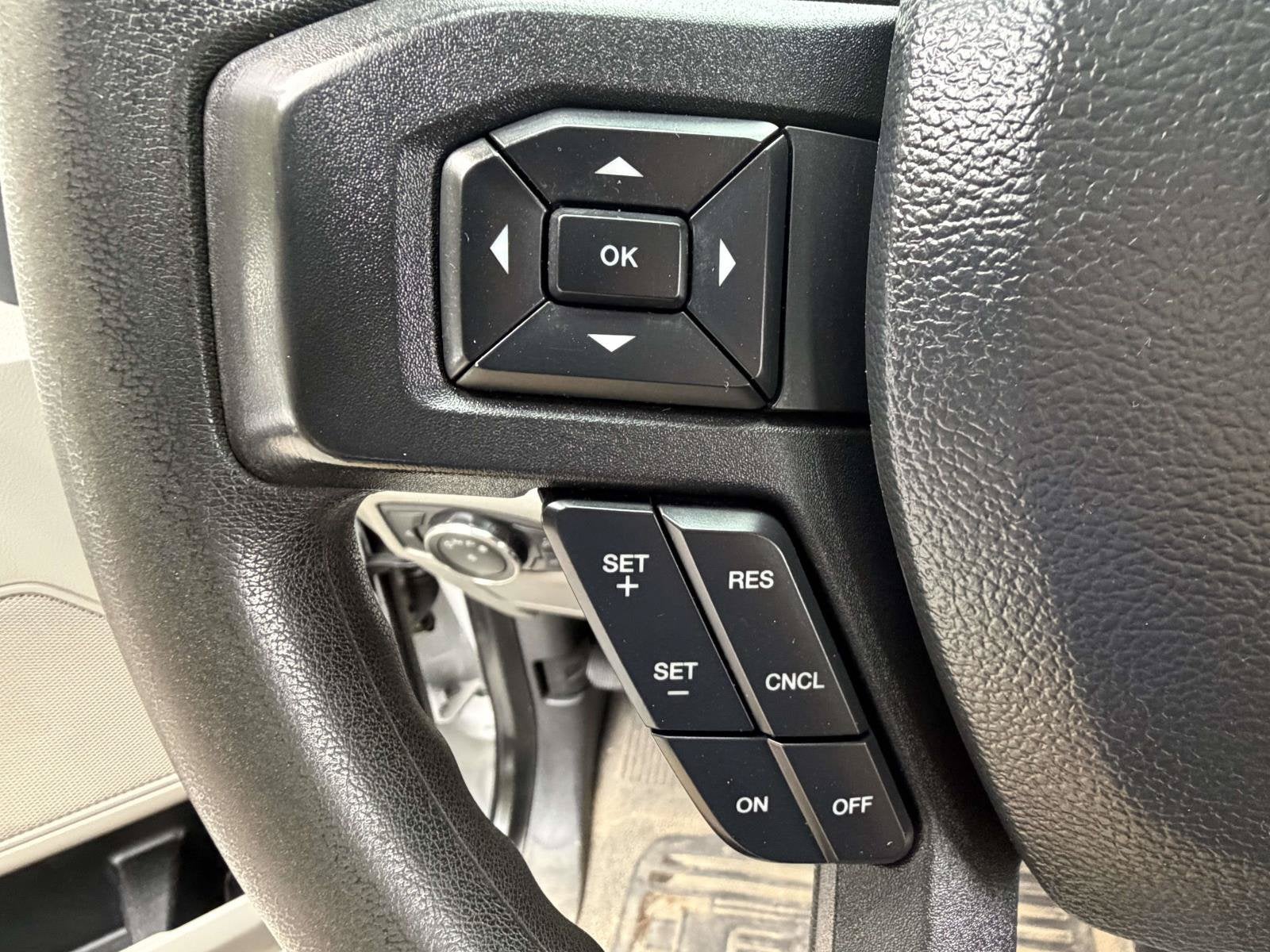 2022 Ford Super Duty F-550 DRW XL
