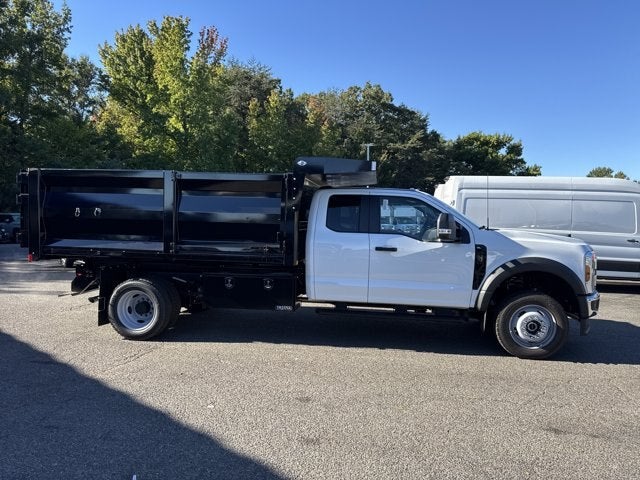 2027 Ford Super Duty F-550 DRW XL