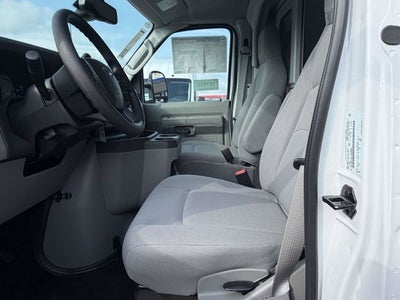 2026 Ford E-Series Cutaway E-350 SRW 138" WB