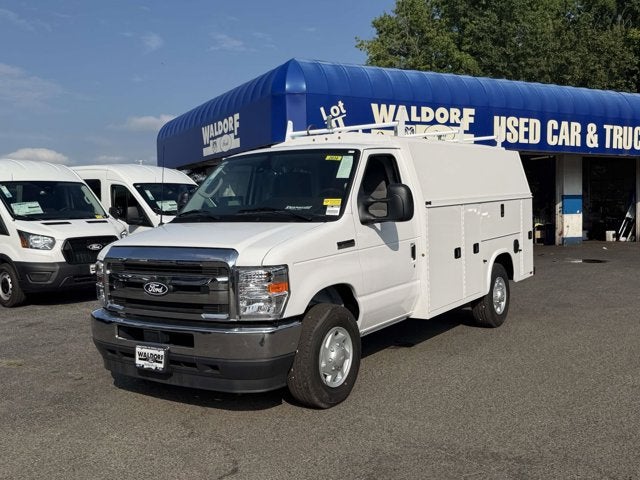2026 Ford E-Series Cutaway E-350 SRW 138" WB