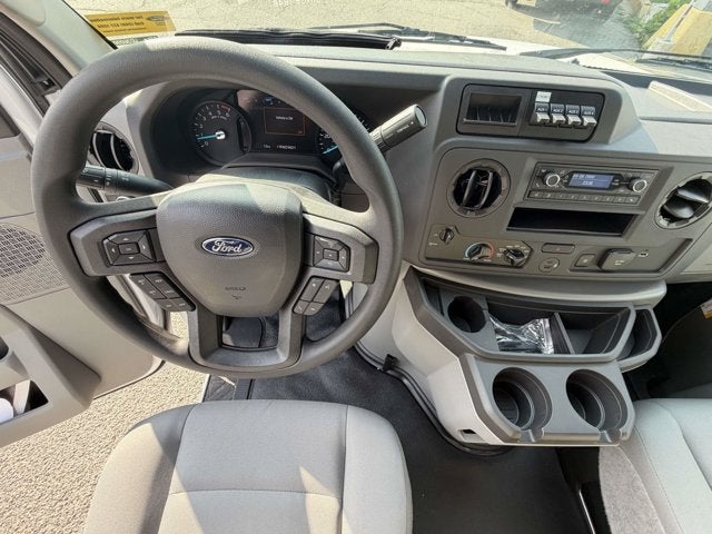 2026 Ford E-Series Cutaway E-350 SRW 138" WB