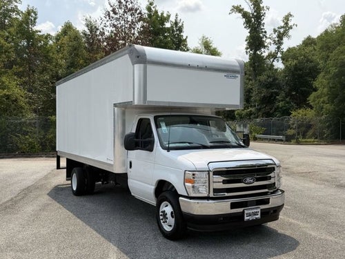 2027 Ford E-Series Cutaway E-450 DRW 158" WB