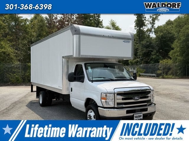 2027 Ford E-Series Cutaway E-450 DRW 158" WB