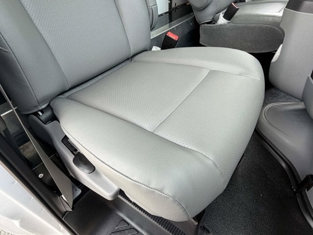 2027 Ford E-Series Cutaway E-450 DRW 158" WB