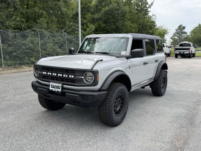 2026 Ford Bronco Ford Custom Garage