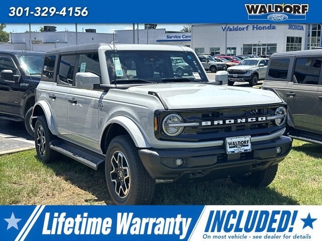 2026 Ford Bronco Outer Banks®