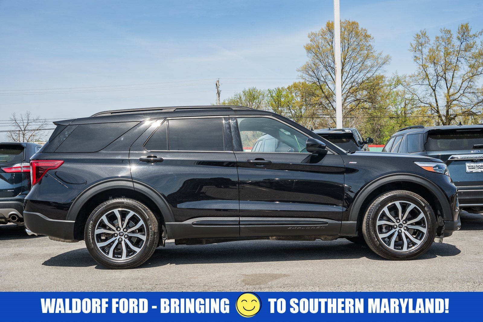 2023 Ford Explorer ST-Line