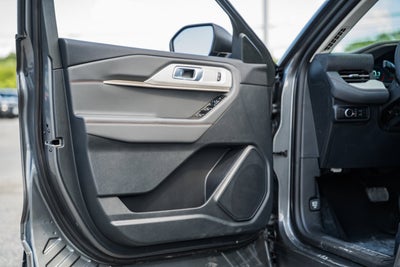2026 Ford Explorer Active w/100A Pkg