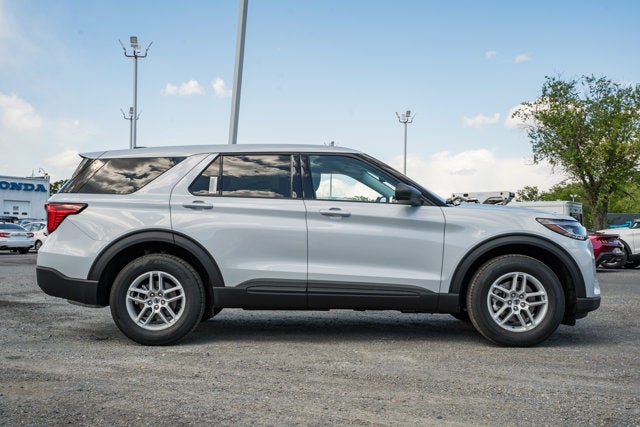 2026 Ford Explorer Active w/100A Pkg