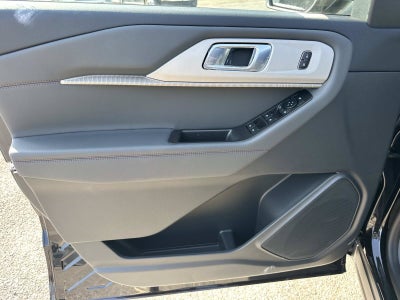 2027 Ford Explorer Active w/200A Pkg