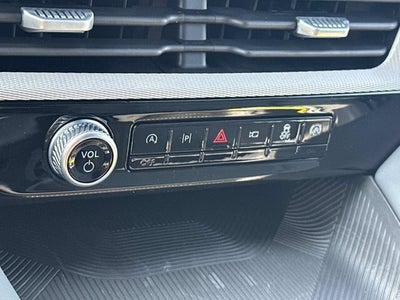 2027 Ford Explorer Active w/200A Pkg