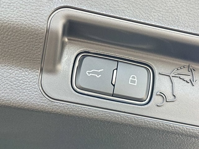 2027 Ford Explorer Active w/200A Pkg