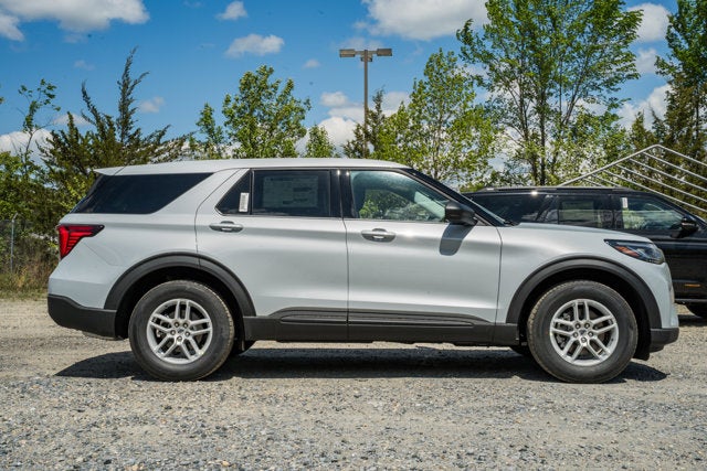 2026 Ford Explorer Active w/100A Pkg