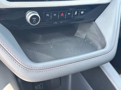 2027 Ford Explorer Active w/200A Pkg