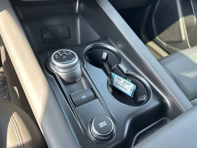 2027 Ford Explorer Active w/200A Pkg