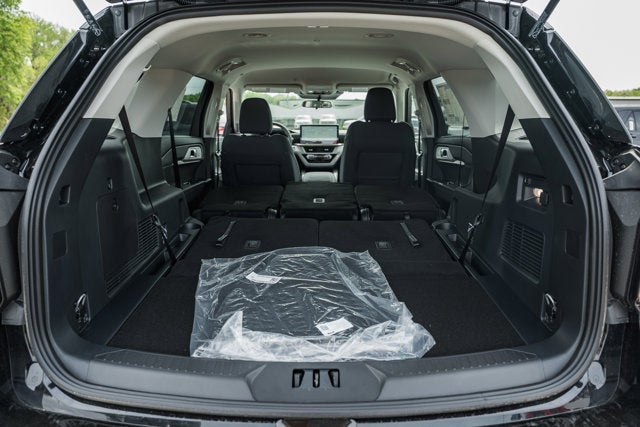 2026 Ford Explorer Active w/100A Pkg