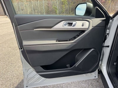 2027 Ford Explorer Active w/200A Pkg