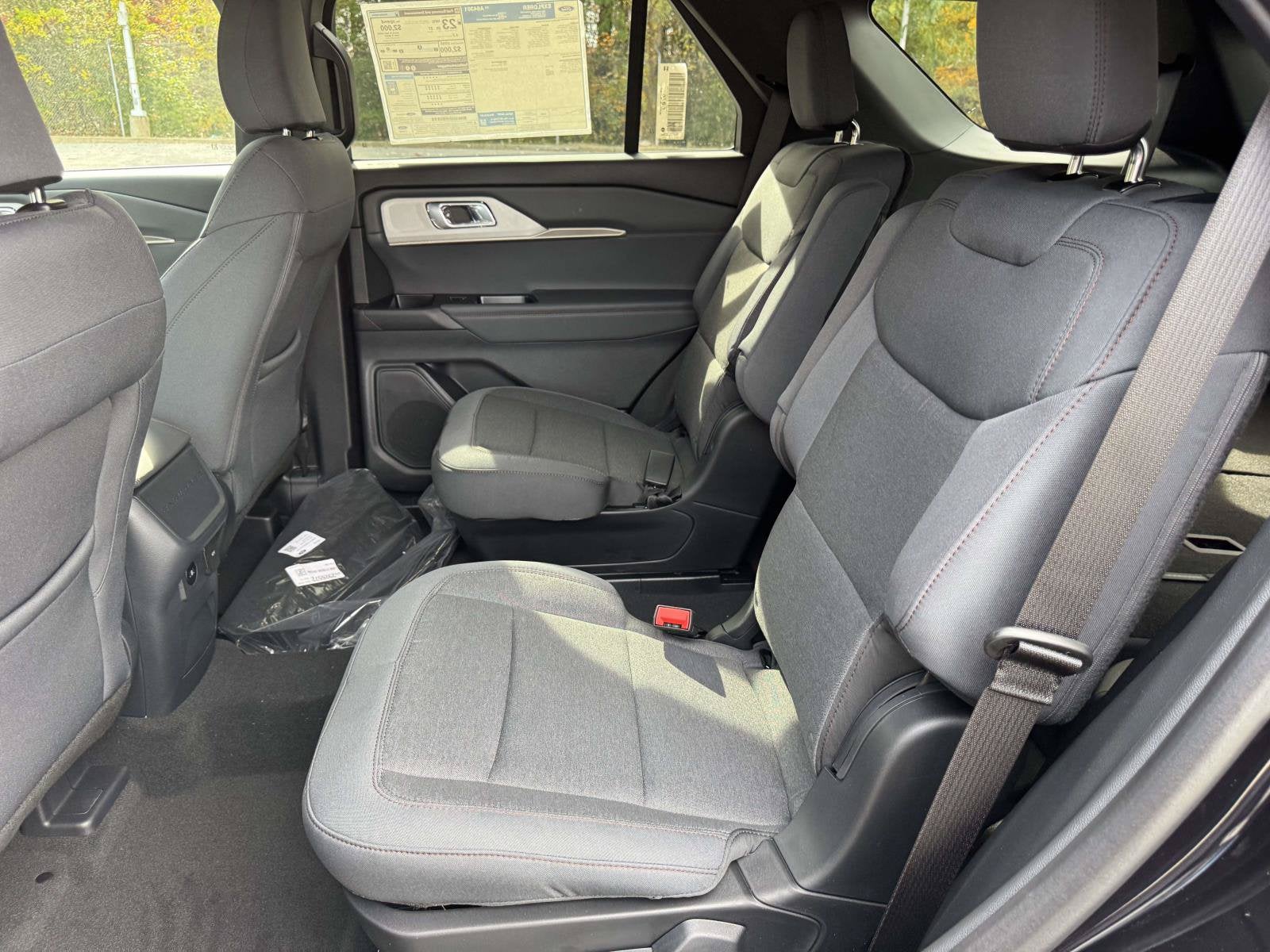 2027 Ford Explorer Active w/200A Pkg