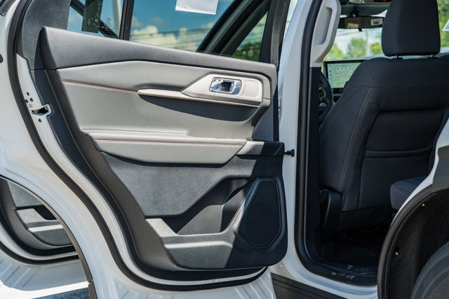 2026 Ford Explorer Active w/100A Pkg